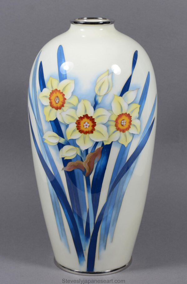 DELIGHTFUL JAPANESE CLOISONNE VASE BY THE ANDO COMPANY