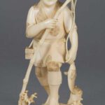 JAPANESE ONE PIECE IVORY OKIMONO FISHERMAN - SIGNED