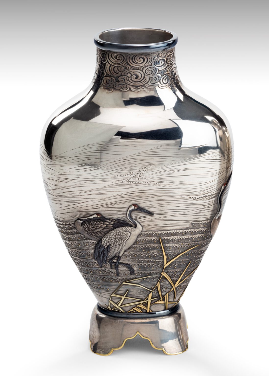 Exceptional Pair Of Japanese Silver Vases Yoshida Shinzo (Shiei