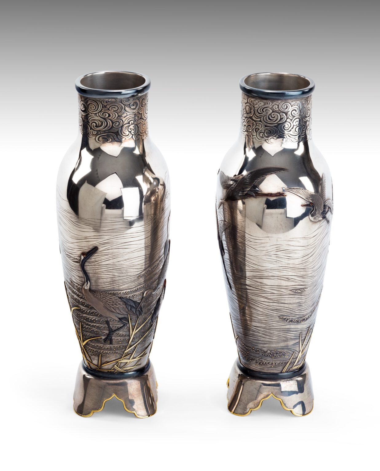Exceptional Pair Of Japanese Silver Vases Yoshida Shinzo (Shiei