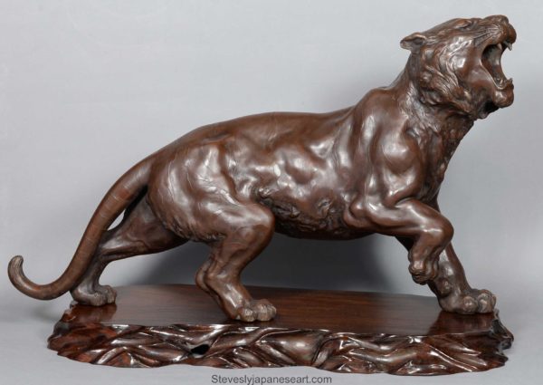 OUTSTANDING QUALITY JAPANESE BRONZE TIGER ON STAND BY THE MARUKI COMPANY