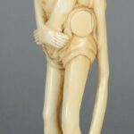 HUMOROUS JAPANESE MEIJI PERIOD WALRUS TUSK OKIMONO - ASHINAGA & TENAGA - TOMICHIKA