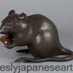 A LARGE HIGH QUALITY JAPANESE BRONZE RAT OKIMONO